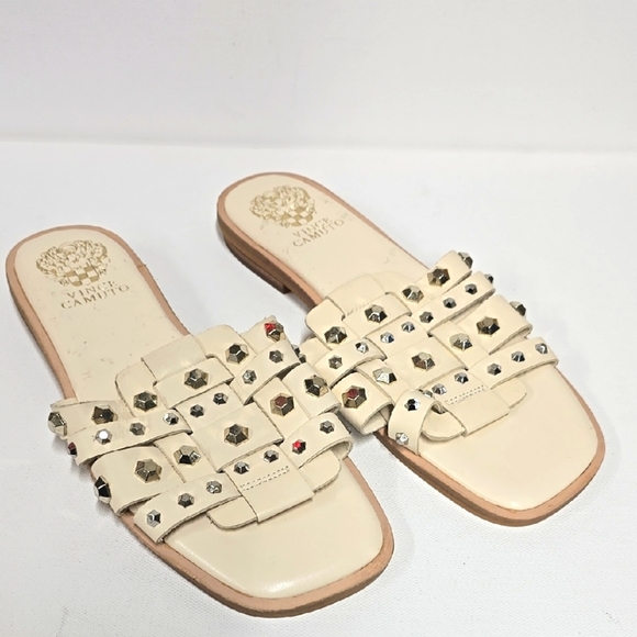 NWT Vince Camuto Cream Studded‎ Sandals with Lattice Design Size 8 - Picture 1 of 2